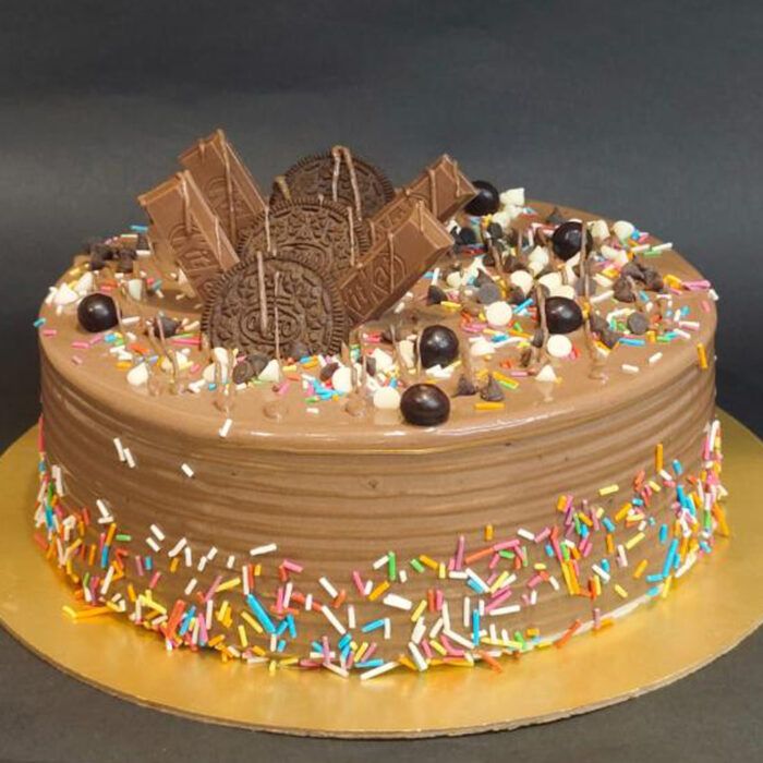 Delicious Fresh Cream Cake – Chocolate Mud Cake - Image 1