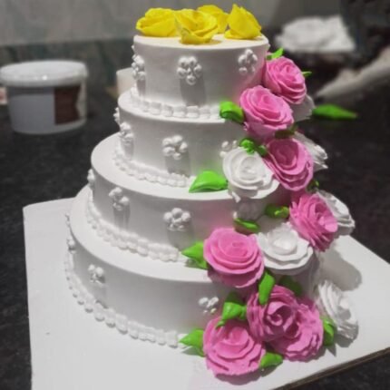 Delicious Fresh Cream Cake – King's Crown Cake Cake